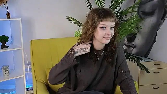 Snapshot of CarenChappan chatting on November 16, 1:06 pm CarenChappan online show from November 16, 1:06 pm