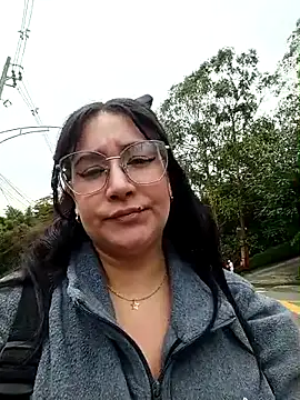 Snapshot of SaloGray8 chatting on April 29, 5:30 pm SaloGray8 online show from April 29, 5:30 pm