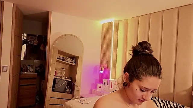 Iamnyxy online show from February 18, 11:06 am