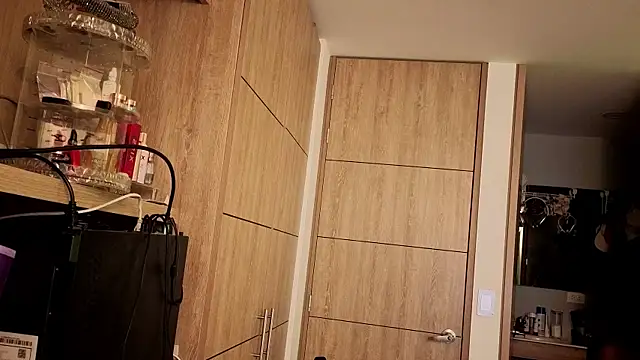 Iamnyxy online show from March 27, 1:00 pm