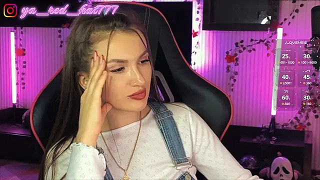 -RED HAT- online show from April 12, 6:02 pm