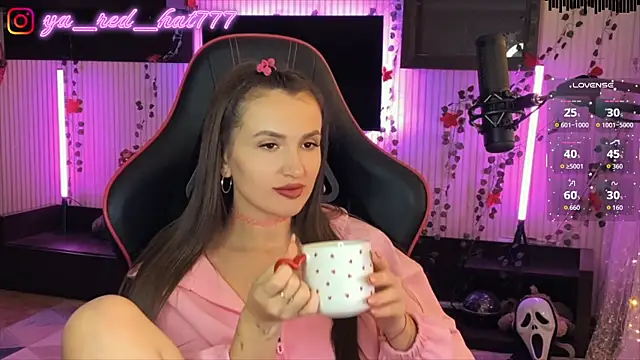 -RED HAT- online show from April 17, 9:45 am