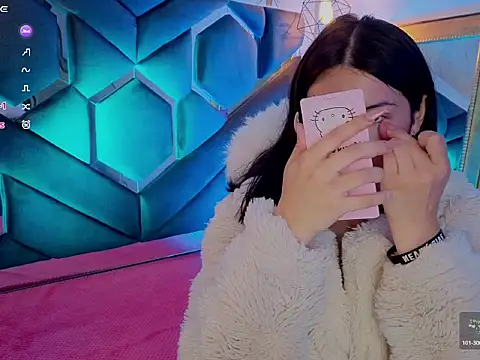 Brandy collinss online show from March 25, 11:38 am