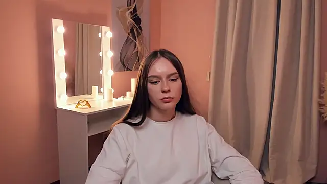 Snapshot of KattieCoron chatting on November 13, 3:55 pm KattieCoron online show from November 13, 3:55 pm