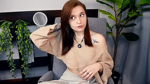 IsaParadiso online show from November 12, 7:42 am