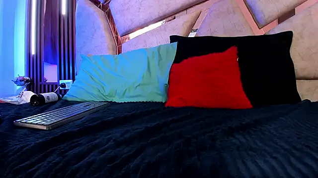  paula 69 online show from March 9, 7:40 pm