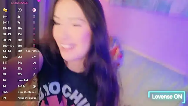 Snapshot of MISCHA_X chatting on November 27, 12:46 am MISCHA X online show from November 27, 12:46 am