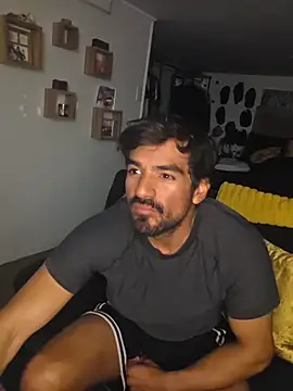 piggylatino online show from March 19, 10:25 pm