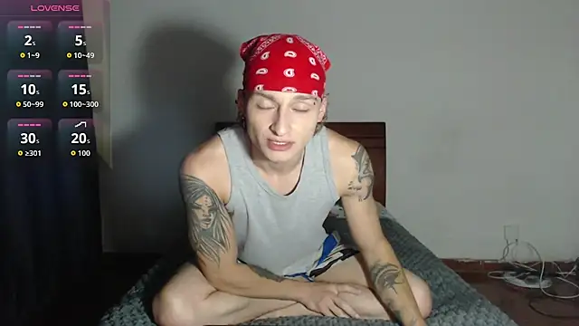 ArthurPhoenixx online show from November 13, 4:44 am