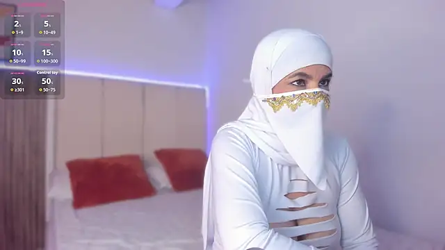 Hannaa Dolly online show from December 2, 2:39 am