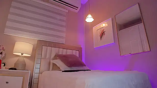 electra a online show from February 10, 9:08 pm