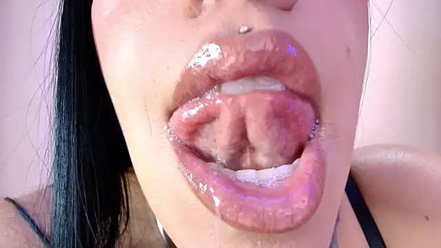 catte jensen online show from May 31, 4:42 am
