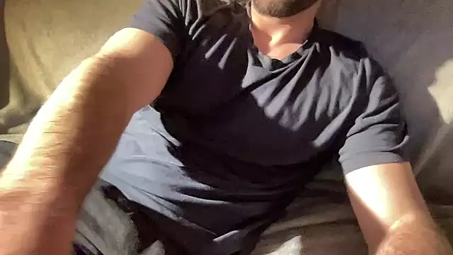 Snapshot of Pmendes98 chatting on January 14, 6:46 pm Pmendes98 online show from January 14, 6:46 pm