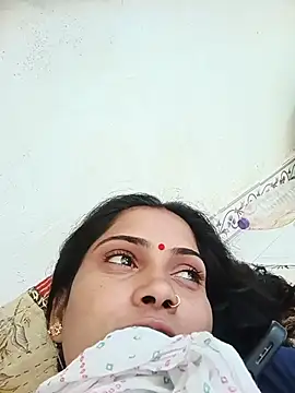 Snapshot of Pushpa_hotty chatting on June 24, 5:28 am Pushpa hotty online show from June 24, 5:28 am