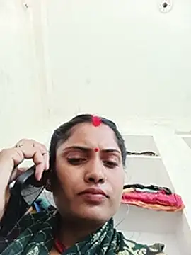 Snapshot of Pushpa_hotty chatting on June 25, 4:01 am Pushpa hotty online show from June 25, 4:01 am