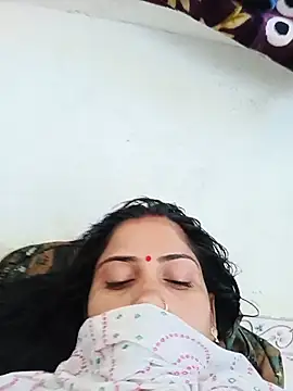 Snapshot of Pushpa_hotty chatting on June 26, 3:44 am Pushpa hotty online show from June 26, 3:44 am