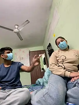 Cute hotzara online show from November 26, 4:35 am