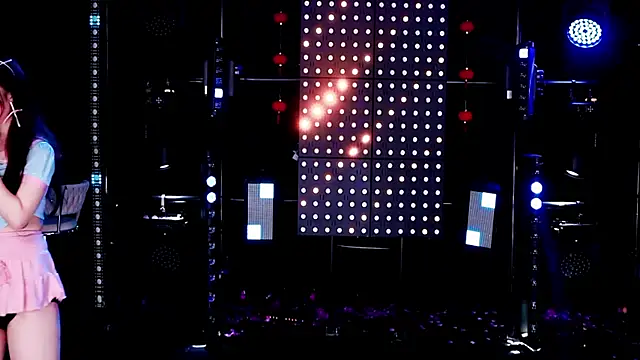 S5-55S online show from February 26, 5:23 pm