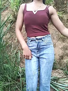 gugu0022 online show from June 30, 11:00 am