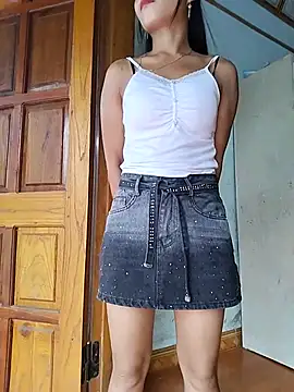 gugu0022 online show from July 8, 11:42 pm