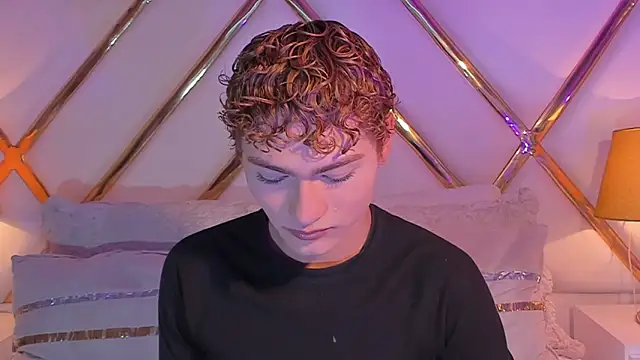 JacobRusso online show from April 11, 9:19 pm