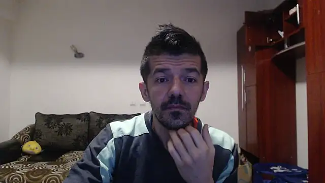 Dale E online show from December 18, 2:21 am