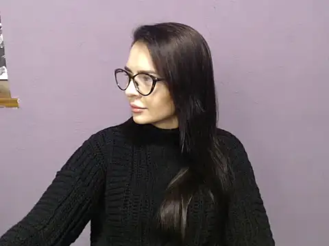 divina kira online show from November 25, 8:03 am