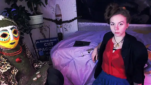 Personal Bulldozer online show from December 4, 5:10 pm