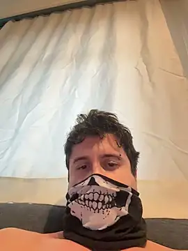 Snapshot of bigfatbro9 chatting on January 15, 2:10 pm bigfatbro9 online show from January 15, 2:10 pm