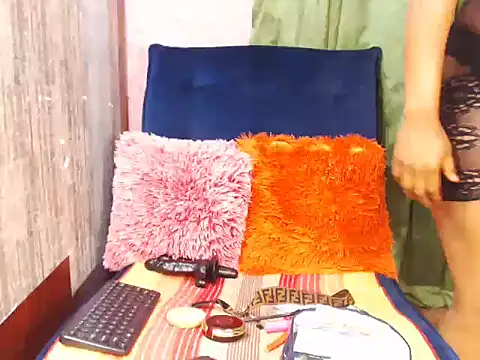 SexyButterflyxx online show from December 4, 5:06 am