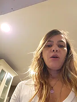 Snapshot of Aaaahhiraya2 chatting on February 5, 5:45 am Aaaahhiraya2 online show from February 5, 5:45 am