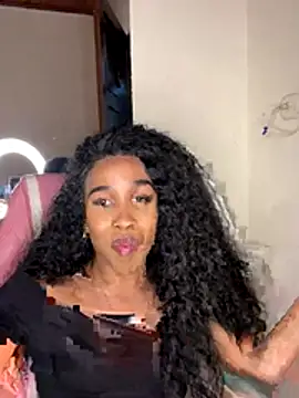 Snapshot of Weendolyn_ chatting on November 30, 3:10 am Weendolyn online show from November 30, 3:10 am