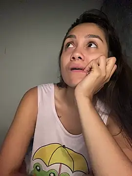 carolsapequinha online show from June 21, 4:48 am