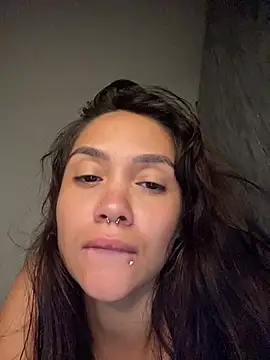 carolsapequinha online show from June 25, 4:45 am