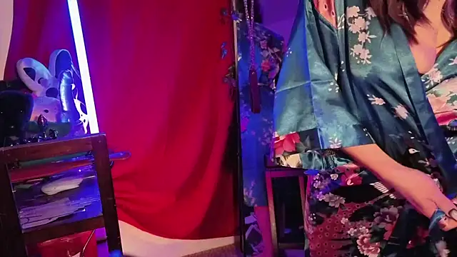 AshenRoe online show from May 30, 10:23 am