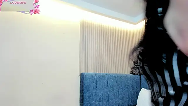 Dulce emi online show from December 3, 12:03 pm