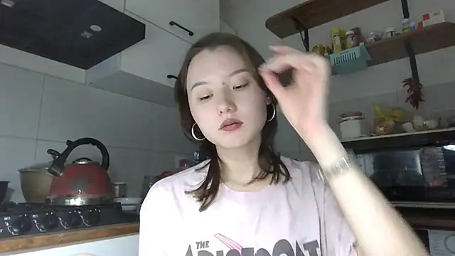 Snapshot of DeenaCaho chatting on November 20, 3:45 pm DeenaCaho online show from November 20, 3:45 pm