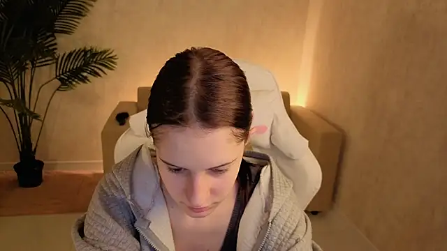 StacyTorres online show from November 14, 4:28 pm