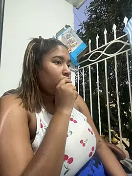 Snapshot of morena-2025 chatting on June 28, 11:44 pm morena-2025 online show from June 28, 11:44 pm