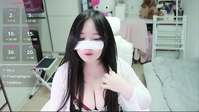 kimhyeona2005 online show from February 12, 12:11 pm