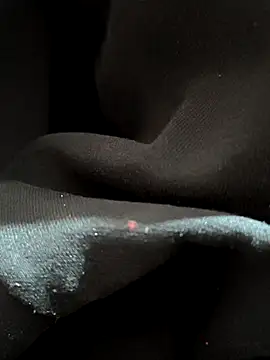 Ritik143jhil online show from November 13, 12:48 pm