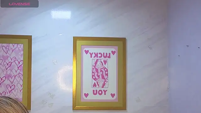 Evy Luxx v online show from April 11, 3:44 am