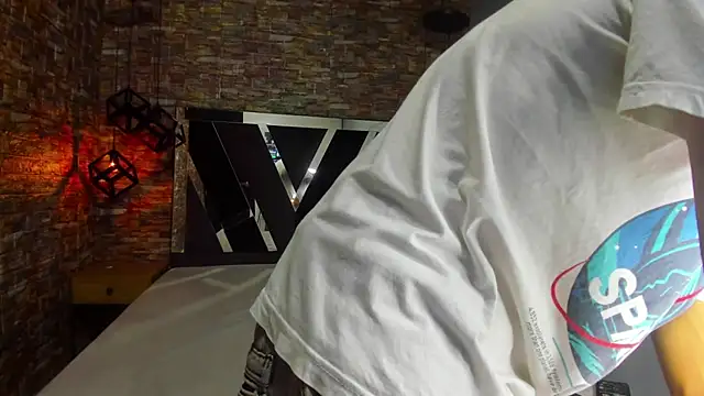 MattFiore online show from December 18, 7:31 pm