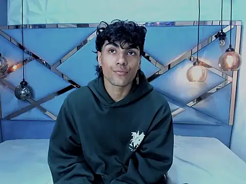 MattFiore online show from January 7, 5:48 pm