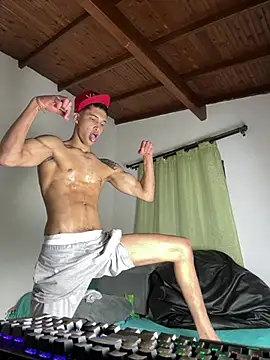 Snapshot of Adan_baby chatting on January 10, 9:05 pm Adan baby online show from January 10, 9:05 pm