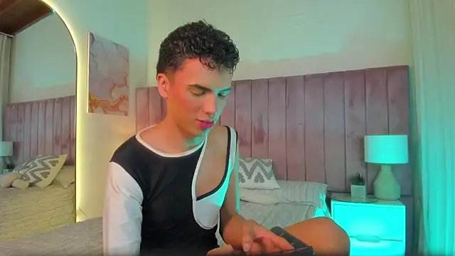 Seab trooy online show from January 11, 11:21 pm