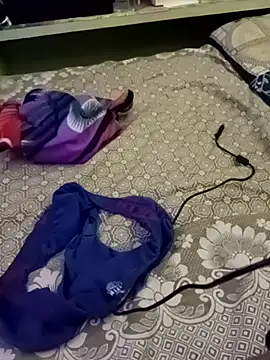 Aahana Shanura online show from February 13, 8:38 pm