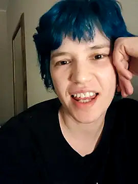 Snapshot of DevaBlu chatting on November 13, 11:36 pm DevaBlu online show from November 13, 11:36 pm