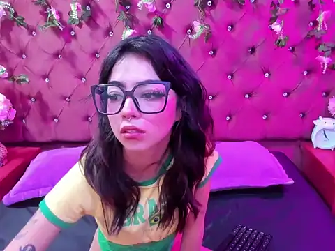 Snapshot of _Ivy_Luna chatting on January 8, 9:06 pm Ivy Luna online show from January 8, 9:06 pm