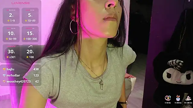 Snapshot of Isabella_Hillss chatting on June 16, 2:58 am Isabella Hillss online show from June 16, 2:58 am